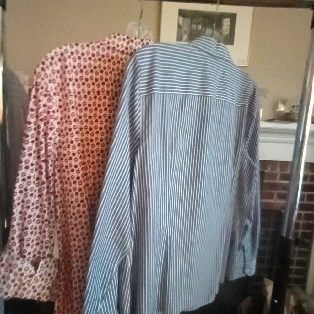 Patterned and Striped Button-Up Shirts - Picture 4 of 4